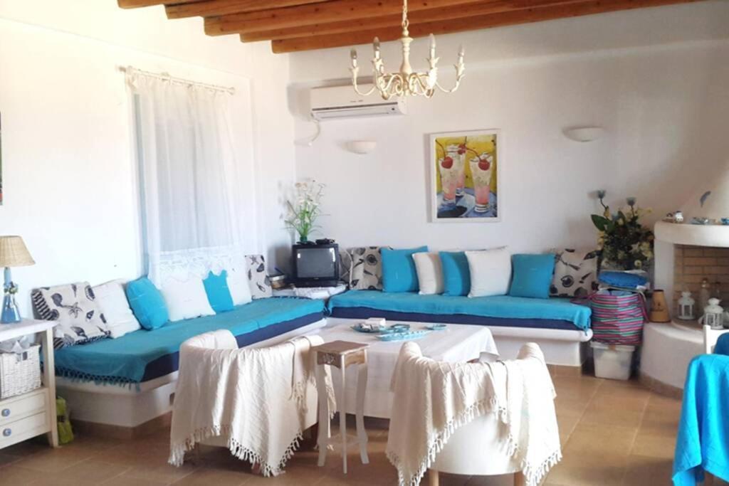 Irilena'S Guest House Faros  Ngoại thất bức ảnh