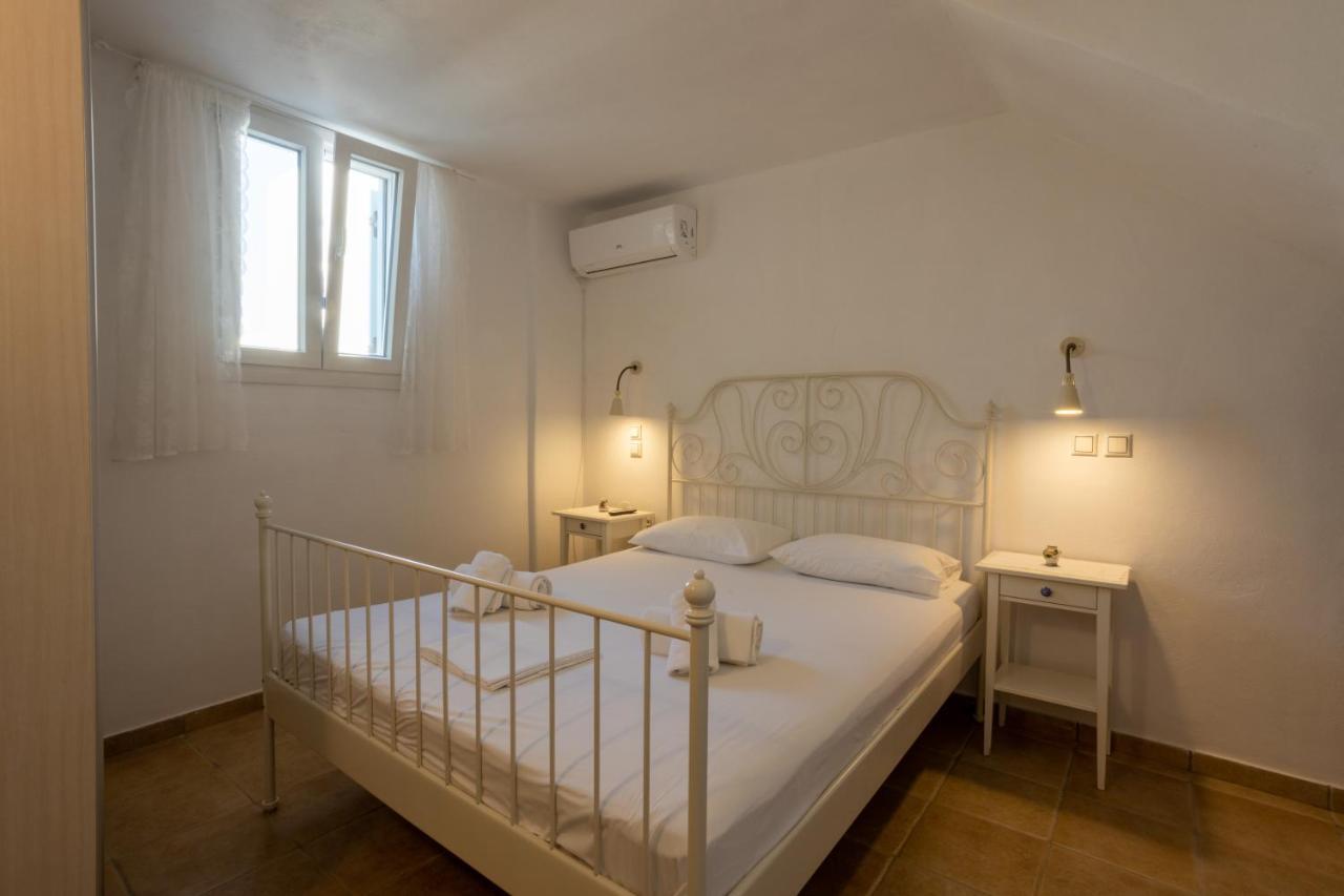 Irilena'S Guest House Faros  Ngoại thất bức ảnh